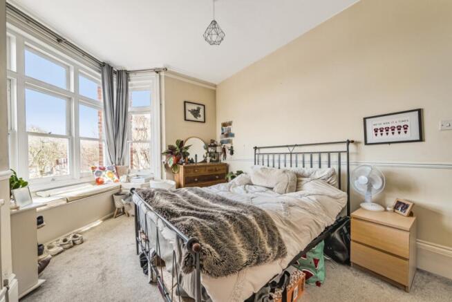 66040667c6eb0-l-1105