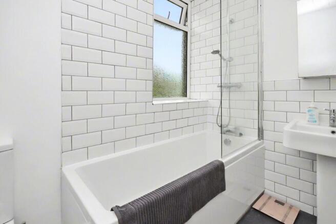 2 bed Terraced for sale Image 6
