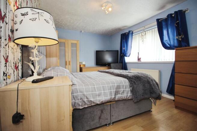 2 bed Semi-Detached for sale Image 9