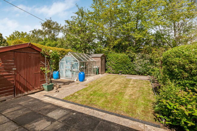 2 bed Semi-Detached Bungalow for sale Image 3