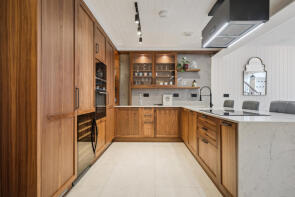 Apartment 1, The Old Coach House, Westhorpe Park, Little Marlow SL7 3FQ
