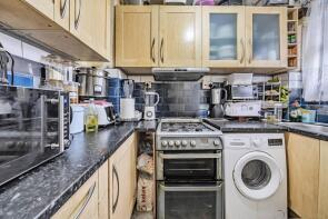 1, Hardham House, Tulse Hill, London SW2 2LU