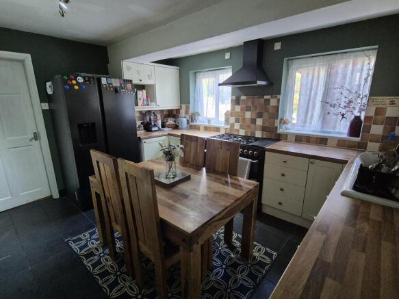 Kitchen/Dining Room