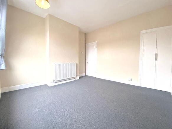 3 bed Terraced to rent Image 7
