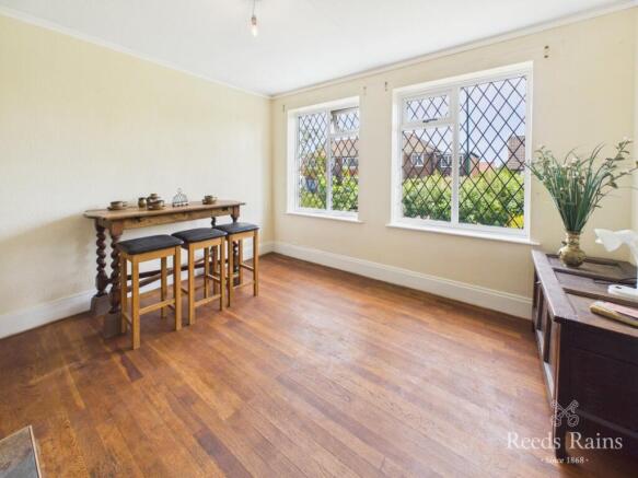 4 bed Detached for sale Image 4