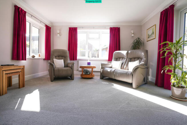 Lounge 1