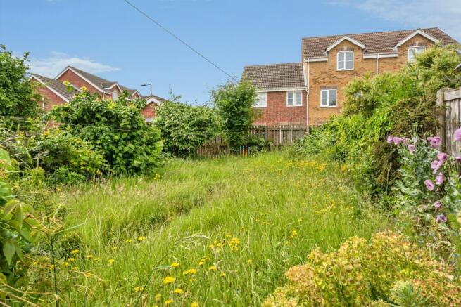 2 bed Semi-Detached for sale Image 11