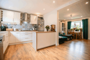 90, Burns Road, Wellingborough NN8 3RS