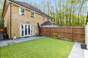7, Witney Road, Furnace Green, Crawley RH10 6GJ