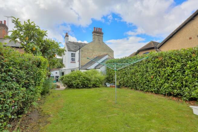 98 Lower Luton Road-