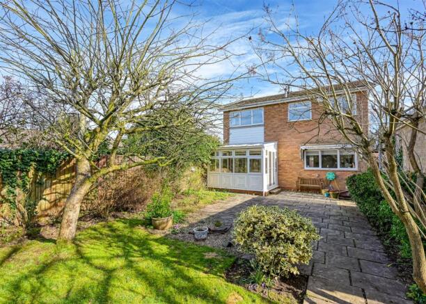 2 Leacote Drive-MAR26-4.jpg