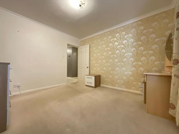 2 bed Flat for sale Image 10