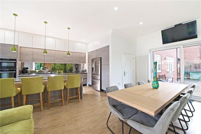 Kitchen/Family Room