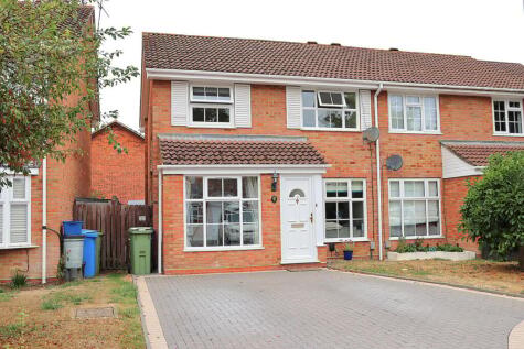 Langdale Close, FARNBOROUGH, GU14