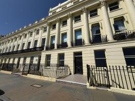 Flat 4, 15, Brunswick Terrace, Hove BN3 1HL
