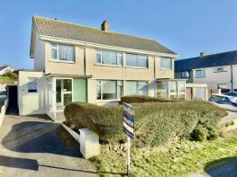 8, Parkland Close, Newquay TR7 3ED