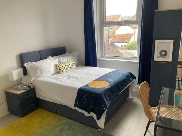 Room 1 at £750pcm