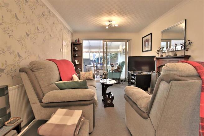 BLENHEIM DRIVE, BREDON, LOUNGE