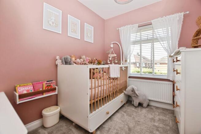 3 bed Semi-Detached for sale Image 4