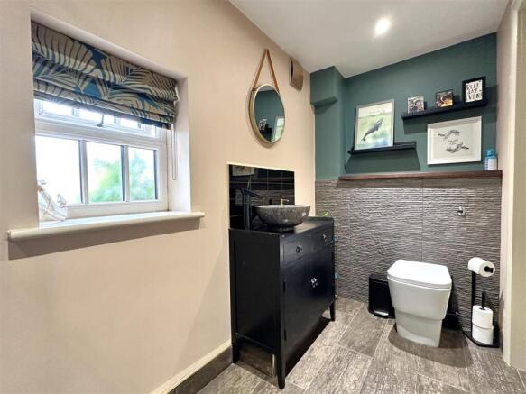 GF Shower Room Aspect Two 846
