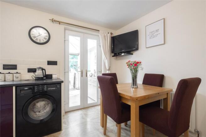 3 bed Semi-Detached for sale Image 8