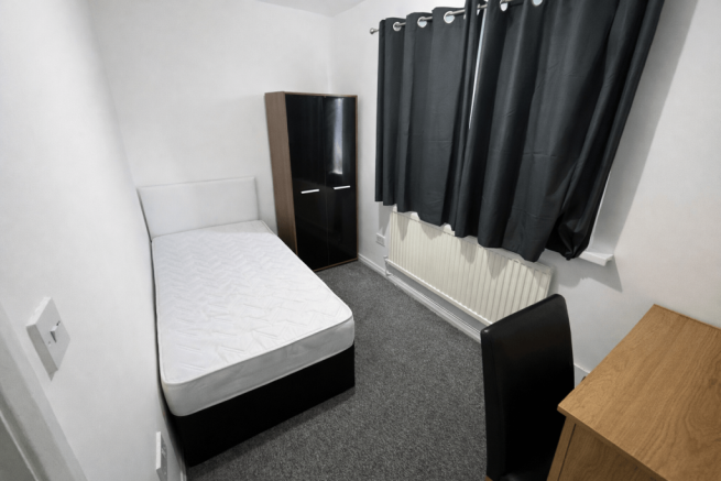 6 bedroom Terraced for rent