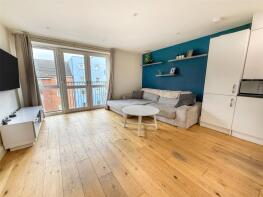 12, Birch House, Exchange Close, Aldershot GU11 2FD