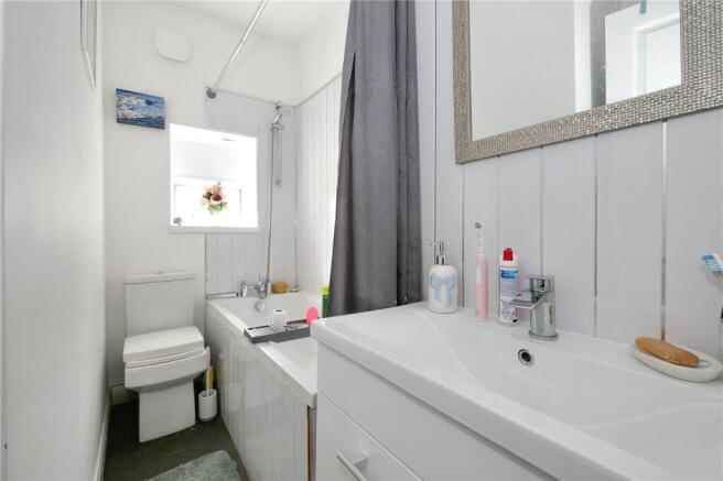 3 bed Terraced for sale Image 8