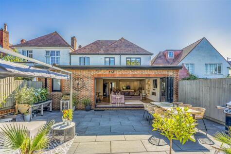 Brecon Avenue, Drayton