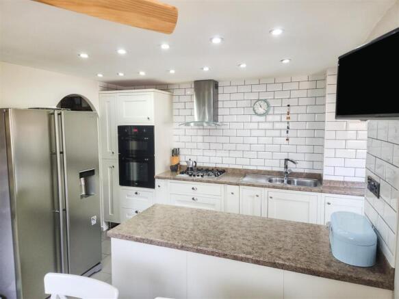 21-03-2026__14-56-13_kitchen.XeeDI.jpg