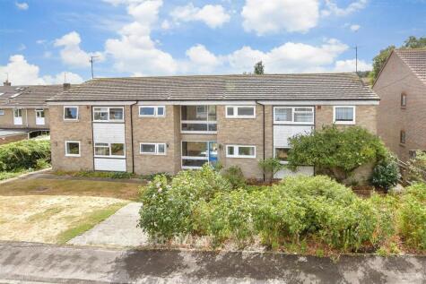 Coombe Crescent, Bury, West Sussex
