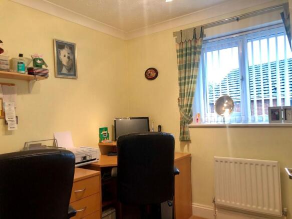 Photo 12