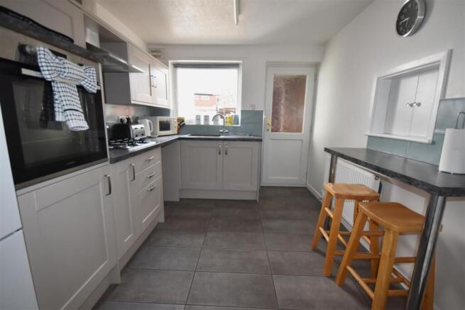 kitchen .JPG