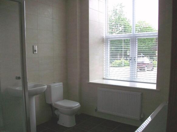 2 bed Flat to rent Image 5