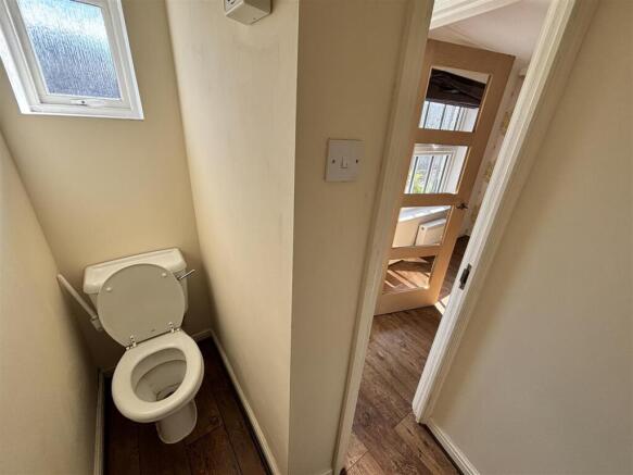 3 bed Terraced to rent Image 12
