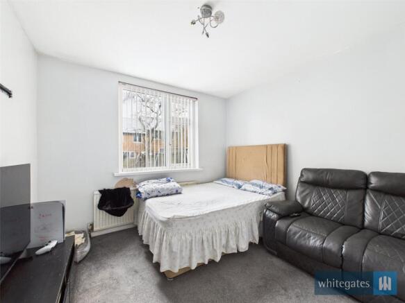 3 bed Semi-Detached for sale Image 9