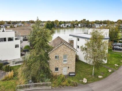Howells Mere, Lower Mill Estate, Cotswold Lakes