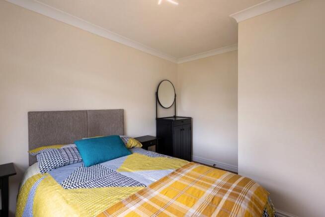 2 bed Flat to rent Image 7