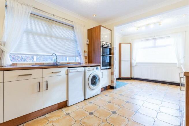Kitchen diner