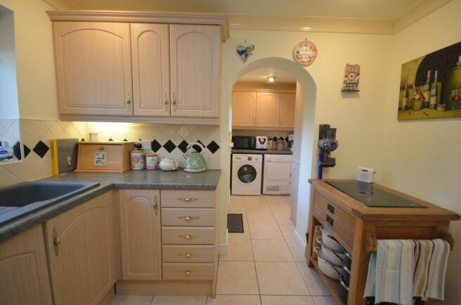Kitchen to Utilit...