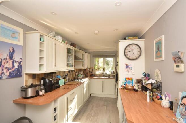The Firs, Ryde photo 3