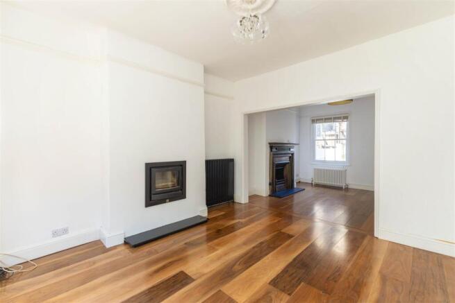 Living/dining room