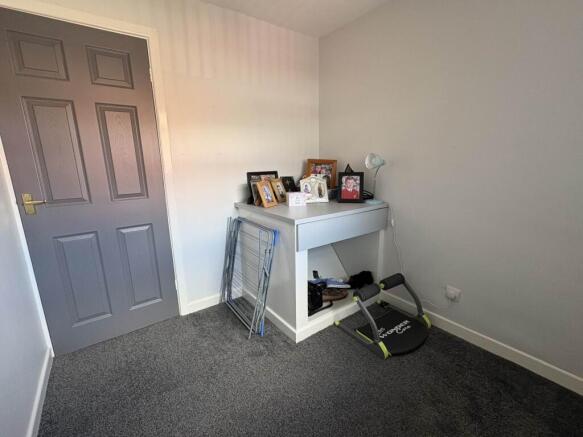 3 bed Town House for sale Image 12