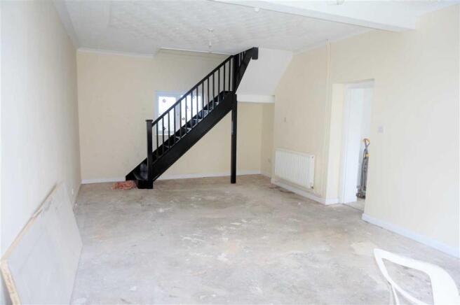 LOUNGE :