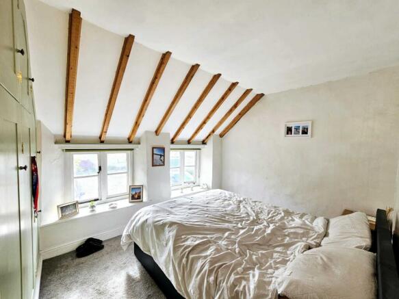 2 bed Cottage for sale Image 11