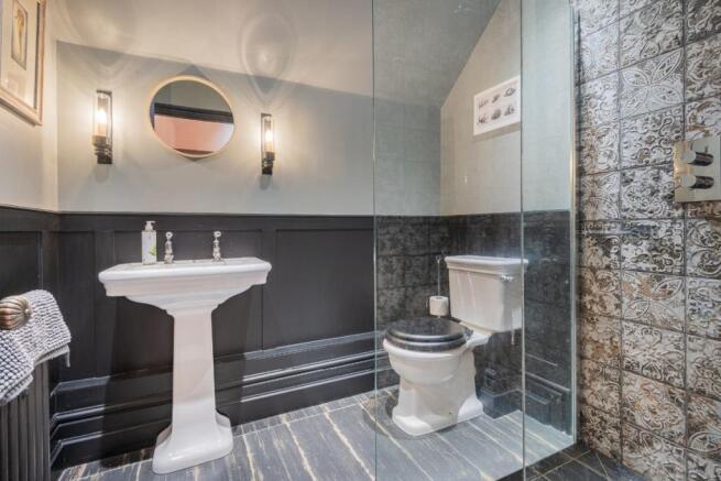 Bedroom four ensuite