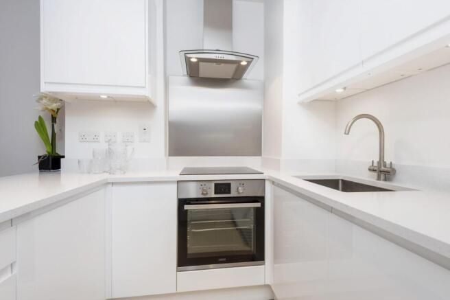 Kitchen (Main)
