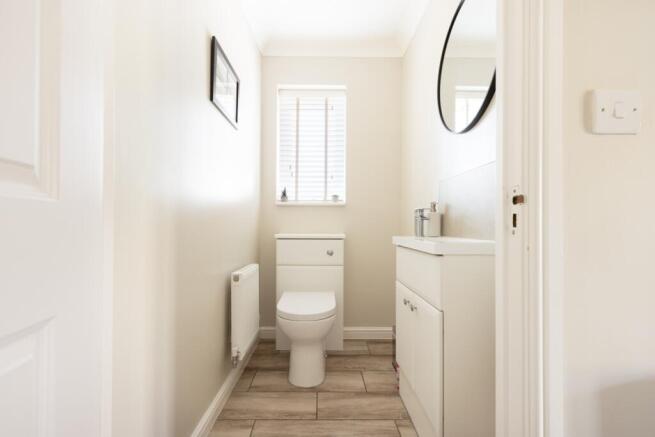 Guest WC Paul Benson Ewemove Goole And Selby