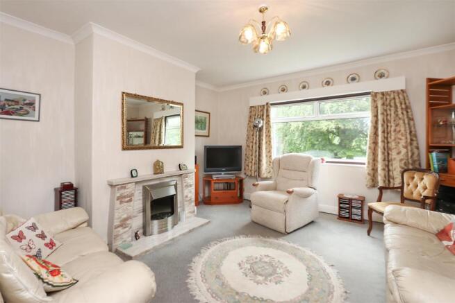 Living Room.jpg