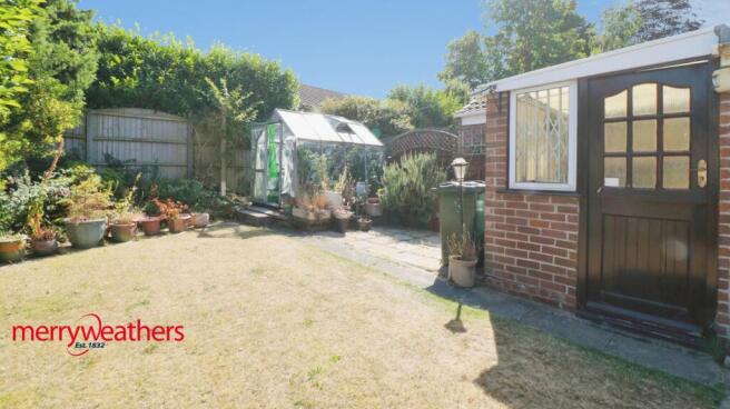 3 bed Semi-Detached for sale Image 10